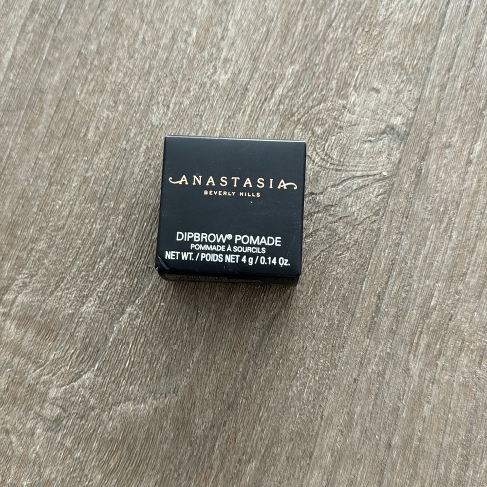 Anastasia Beverly Hills dip, brow, pomade, in shade taupe. Brand new never used.